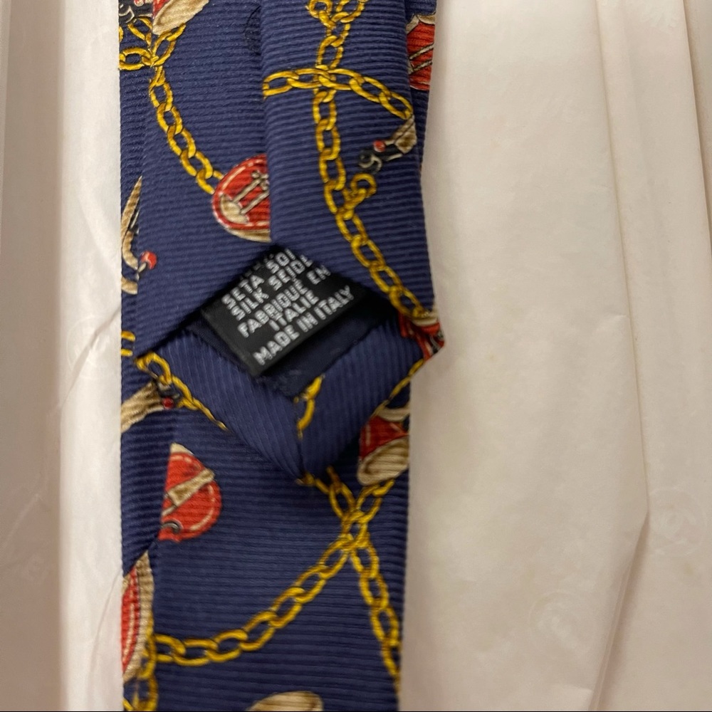 Authentic Vintage Chanel Tie - Picture 7 of 7